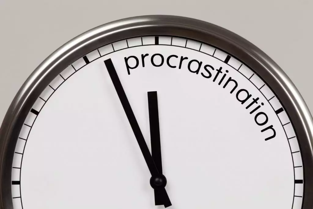 Procrastination on a watch