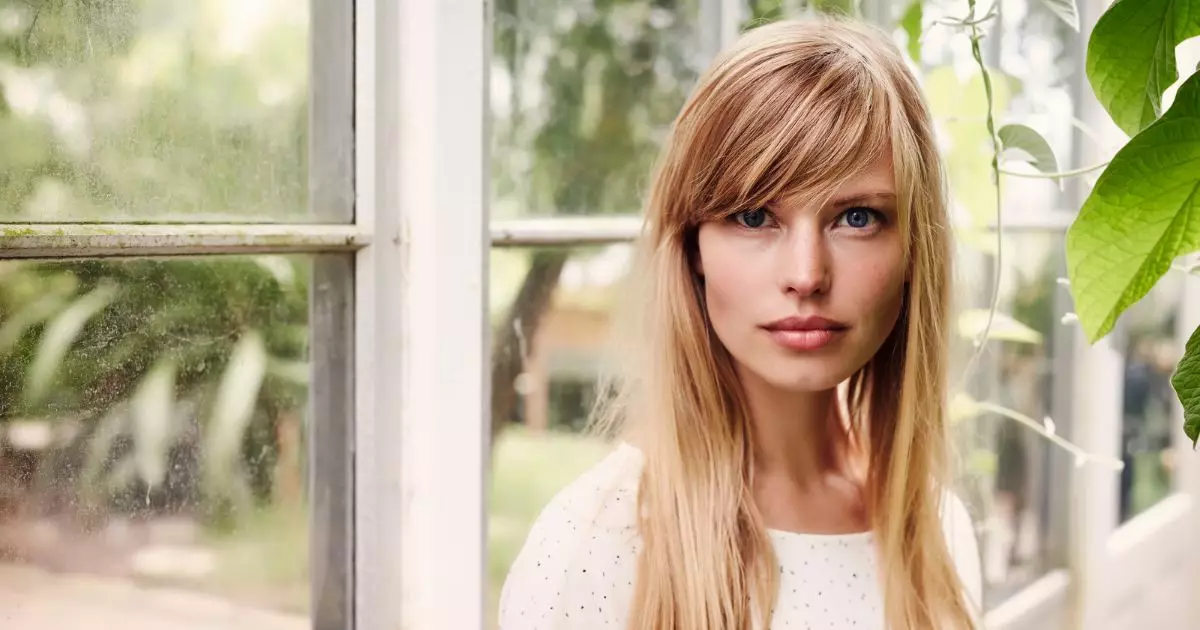 Seriously stunning beautiful blond woman